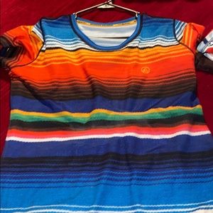 WOMEN'S SARAPE TECH SHIRT